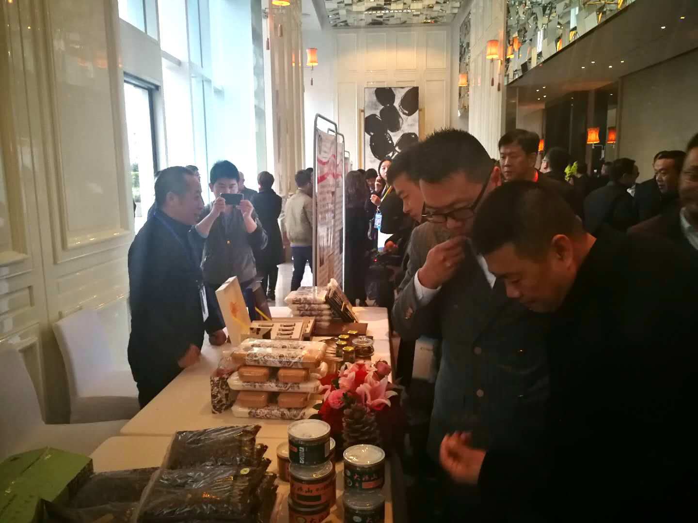 第二届“双黑”美食节成都分会场会东签约39.7亿 国内资讯 第9张 第二届“双黑”美食节成都分会场会东签约39.7亿 国内资讯 第9张