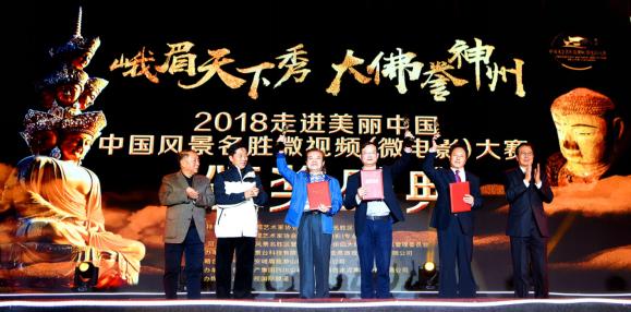 千年瑶寨荣获两全国奖项，本月举办耍歌堂暨首届盘王祈福灯笼节