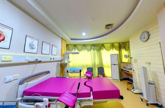 和美医疗旗下医院专家开车抢救产妇，交警为其开辟绿色通道 母婴健康 第3张