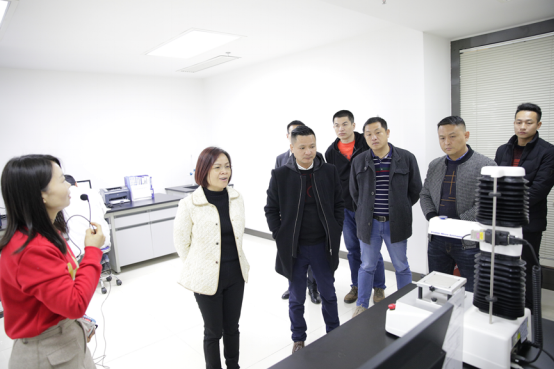 麻辣王子携手广东嘉荣超市探索合作新模式 企业动态 第2张