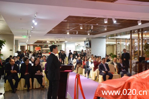 震撼！三马名车举行“进口名车齐开走” 迈巴赫S560新车登陆广州三马馆 广州资讯 第3张