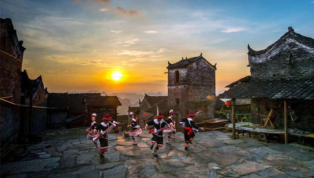 "多彩湘粤 · 非遗相约"五一在千年瑶寨约定你