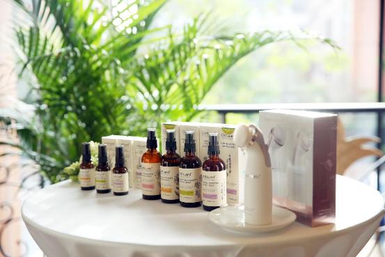 花皙蔻太阳能工厂获德国前总统认可，有机护肤没那么贵 品牌发布 第5张