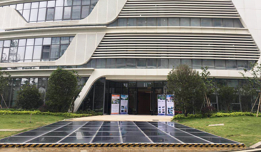 领先的薄膜太阳能技术!汉能汉路完成数字中国建设峰会“首秀” 企业动态 第2张 领先的薄膜太阳能技术!汉能汉路完成数字中国建设峰会“首秀” 企业动态 第2张