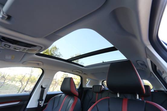 左手幸福右手回忆,未来之路哈弗H4与你并肩行 汽车频道 第5张 左手幸福右手回忆,未来之路哈弗H4与你并肩行 汽车频道 第5张