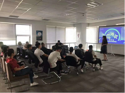 发网物研社走进苏州吴江仓,举办“物研社巡游会”! 企业动态 第3张 发网物研社走进苏州吴江仓,举办“物研社巡游会”! 企业动态 第3张