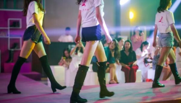 洋葱O'MALL联动艾斯臣，提前“剧透”秋冬女鞋潮流 品牌发布 第10张