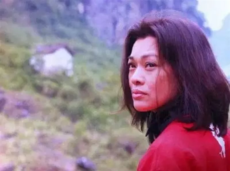 解决明星老花眼困扰 德视佳三焦点晶体置换 医疗保险 第2张