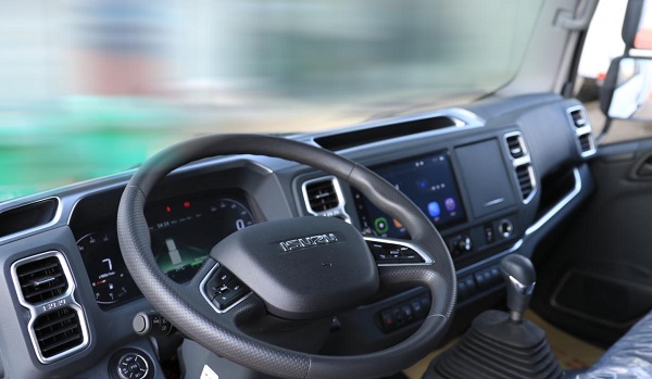 致敬卡车人 庆铃五十铃M系列轻卡千万壕礼送不停 汽车频道 第5张 致敬卡车人 庆铃五十铃M系列轻卡千万壕礼送不停 汽车频道 第5张