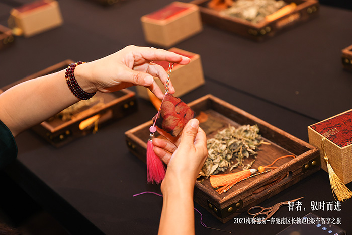 大有新“E”，奔驰诠释豪华驾乘新可能 汽车频道 第4张