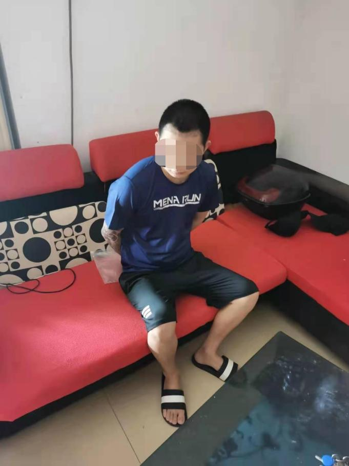 图片1.png 无锡警方破获假冒“学而思”电话推销案件 五名嫌疑人被刑拘 新闻资讯 第1张 无锡警方破获假冒“学而思”电话推销案件 五名嫌疑人被刑拘 新闻资讯 第1张