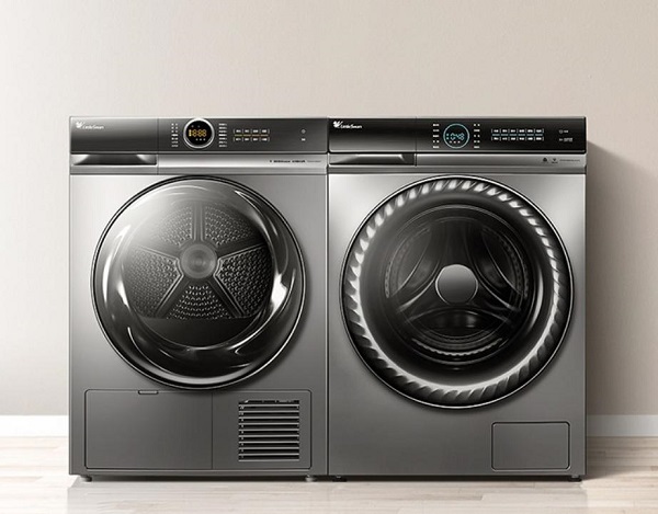 打造多口之家舒适洗衣体验，小天鹅洗烘套装有大肚量更有洗衣烘衣绝技