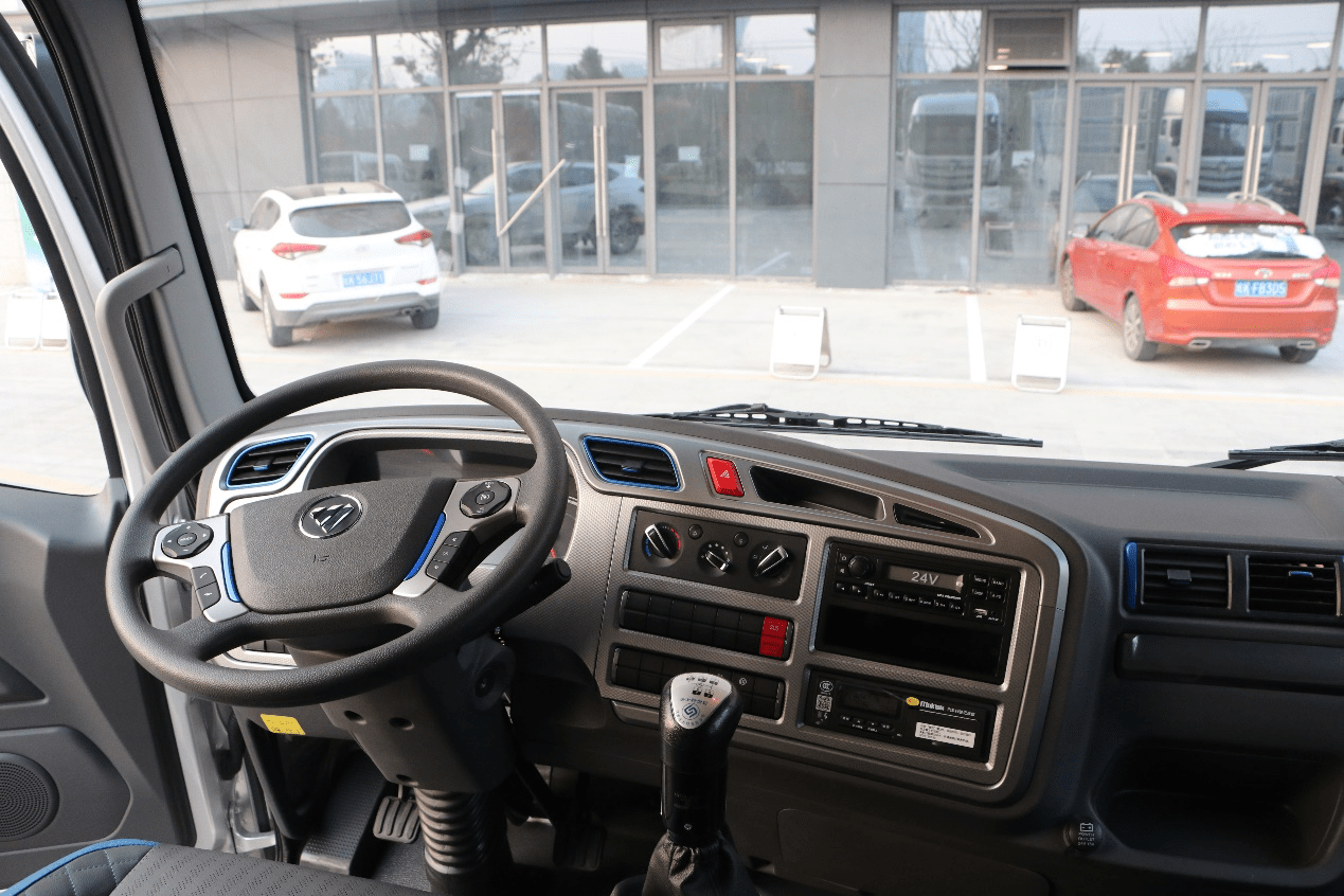 点击进入看图评论 响应中央一号文件保障“菜篮子工程” 全新一代欧航AR系列绿通快车上市 新闻资讯 第10张 响应中央一号文件保障“菜篮子工程” 全新一代欧航AR系列绿通快车上市 新闻资讯 第10张