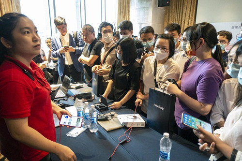 Newline全国巡展点亮广州站，领跑混合办公硬件升级 广州资讯 第3张