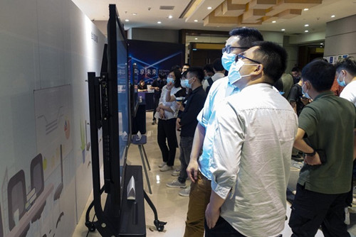 Newline全国巡展点亮广州站，领跑混合办公硬件升级 广州资讯 第5张