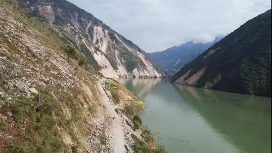 不能让好人吃亏!救下甘宇的倪太高获公益基金捐赠10万元:搬新家的梦想又近了 新闻资讯 第3张 不能让好人吃亏!救下甘宇的倪太高获公益基金捐赠10万元:搬新家的梦想又近了 新闻资讯 第3张