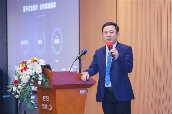 全视觉“屈光性白内障手术示范中心”与“老花白内障门诊”落户广州爱尔眼科医院 医疗保险 第2张 全视觉“屈光性白内障手术示范中心”与“老花白内障门诊”落户广州爱尔眼科医院 医疗保险 第2张