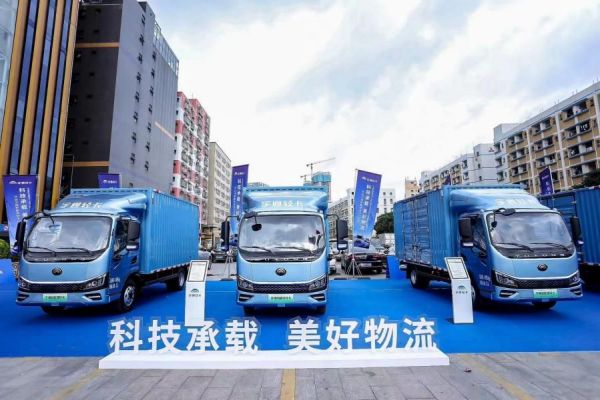 重塑新能源轻卡新标准 宇通轻卡用T系列“打了样”