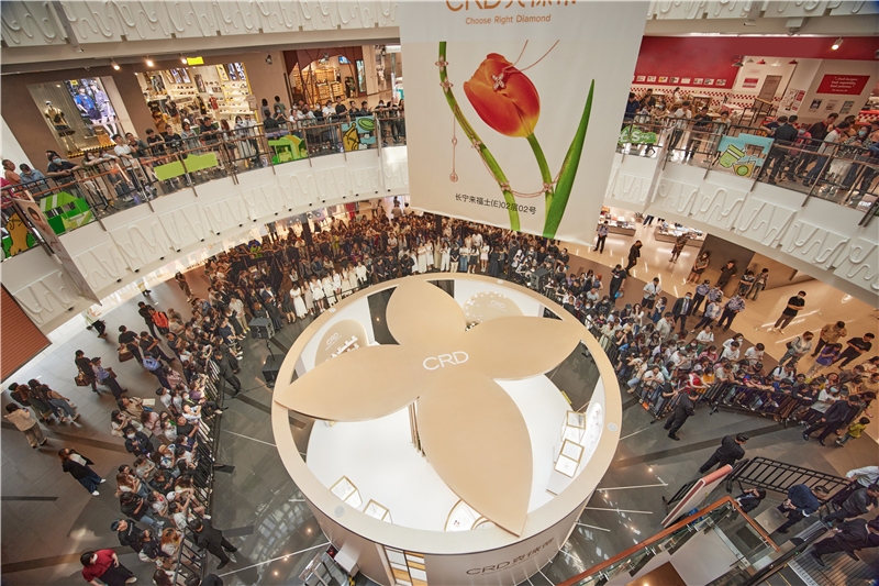 邂逅旖旎繁花,绽放盎然爱意 与CRD克徕帝品牌代言人张若昀共游秘密花园 时尚潮流 第2张 邂逅旖旎繁花,绽放盎然爱意 与CRD克徕帝品牌代言人张若昀共游秘密花园 时尚潮流 第2张