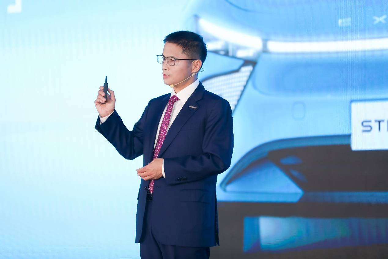 AI大模型上车时代,且看星途星纪元ES如何引领智能新方向! 新闻资讯 第3张 AI大模型上车时代,且看星途星纪元ES如何引领智能新方向! 新闻资讯 第3张