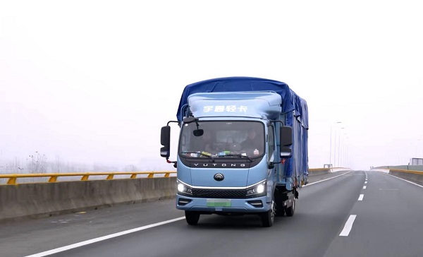 图片1.jpg 跳出“内卷”怪圈 宇通轻卡选择用性能真切提升客户运营能力 新闻资讯 第1张 跳出“内卷”怪圈 宇通轻卡选择用性能真切提升客户运营能力 新闻资讯 第1张