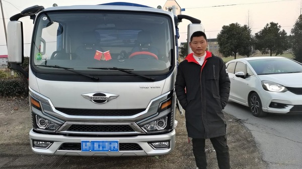 龙年开大G,生意杠杠滴 90后小伙耿师傅和领航大G的开年新生意 新闻资讯 第1张 龙年开大G,生意杠杠滴 90后小伙耿师傅和领航大G的开年新生意 新闻资讯 第1张