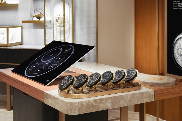 “卓尔不群”   江诗丹顿收藏家系列首次亮相广州太古汇旗舰店 广州资讯 第3张