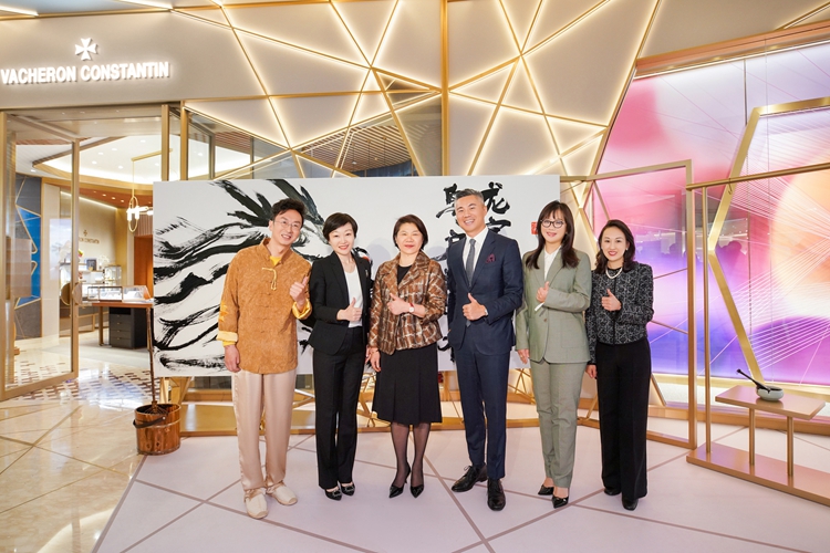 “卓尔不群”   江诗丹顿收藏家系列首次亮相广州太古汇旗舰店 广州资讯 第6张