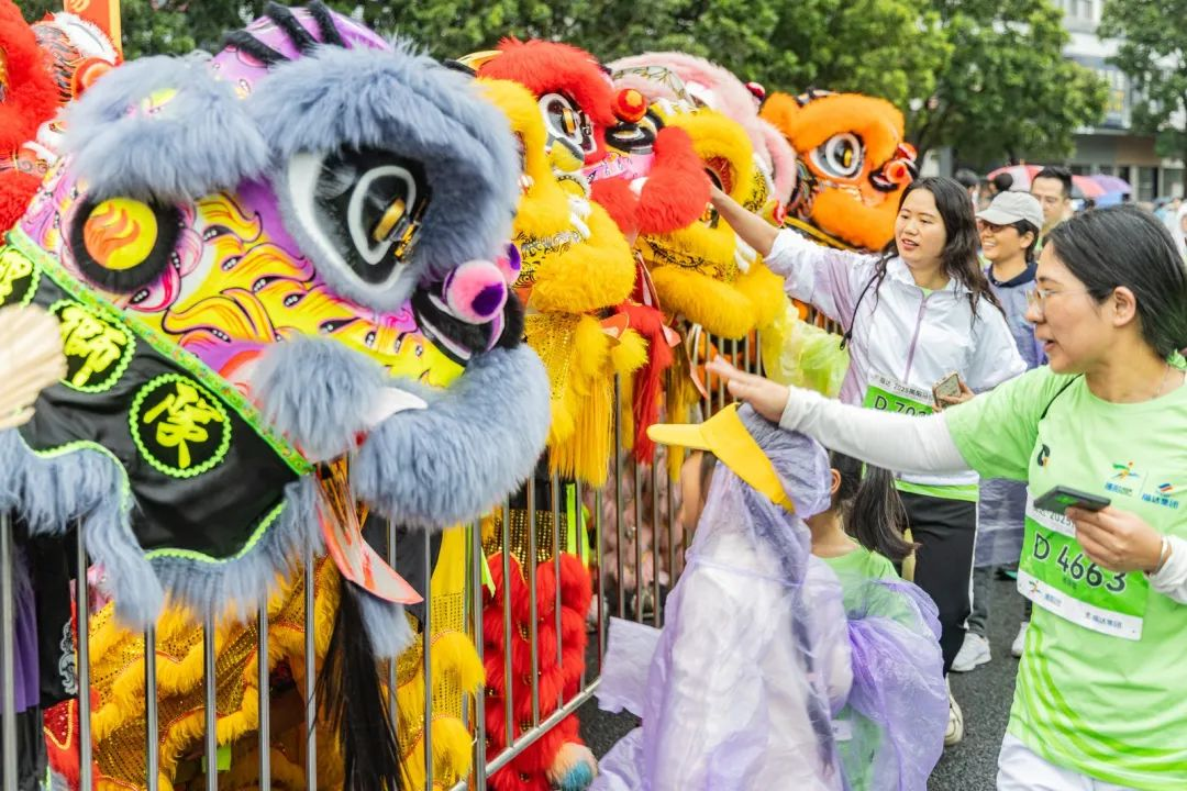 图片40.png 福达·2025揭阳马拉松赛激情开跑!2万名跑者共绘古城新画卷 新闻资讯 第40张 福达·2025揭阳马拉松赛激情开跑!2万名跑者共绘古城新画卷 新闻资讯 第40张