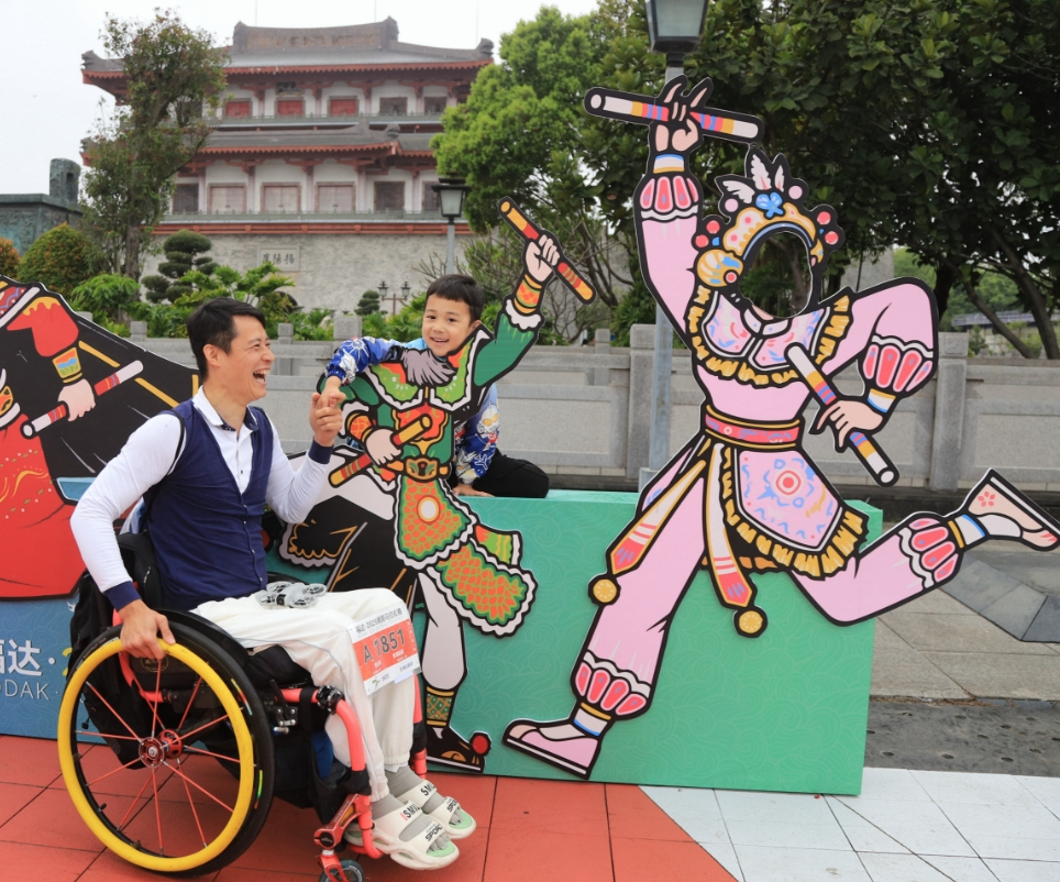 图片46.png 福达·2025揭阳马拉松赛激情开跑!2万名跑者共绘古城新画卷 新闻资讯 第46张 福达·2025揭阳马拉松赛激情开跑!2万名跑者共绘古城新画卷 新闻资讯 第46张