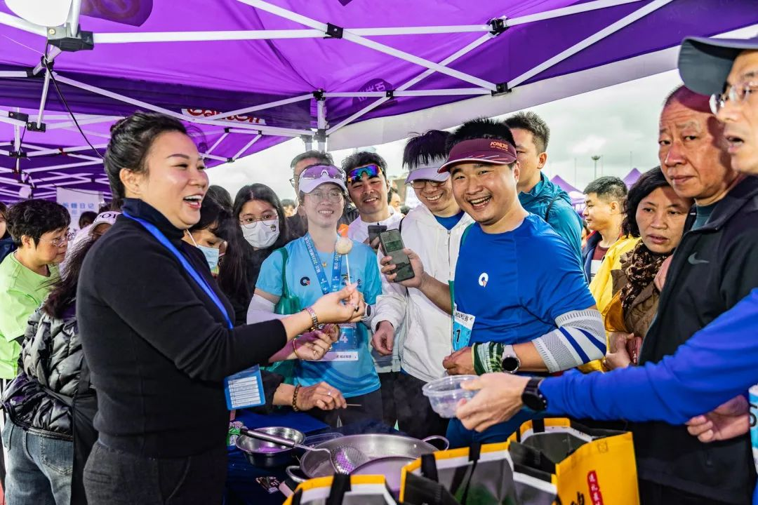 图片51.png 福达·2025揭阳马拉松赛激情开跑!2万名跑者共绘古城新画卷 新闻资讯 第51张 福达·2025揭阳马拉松赛激情开跑!2万名跑者共绘古城新画卷 新闻资讯 第51张