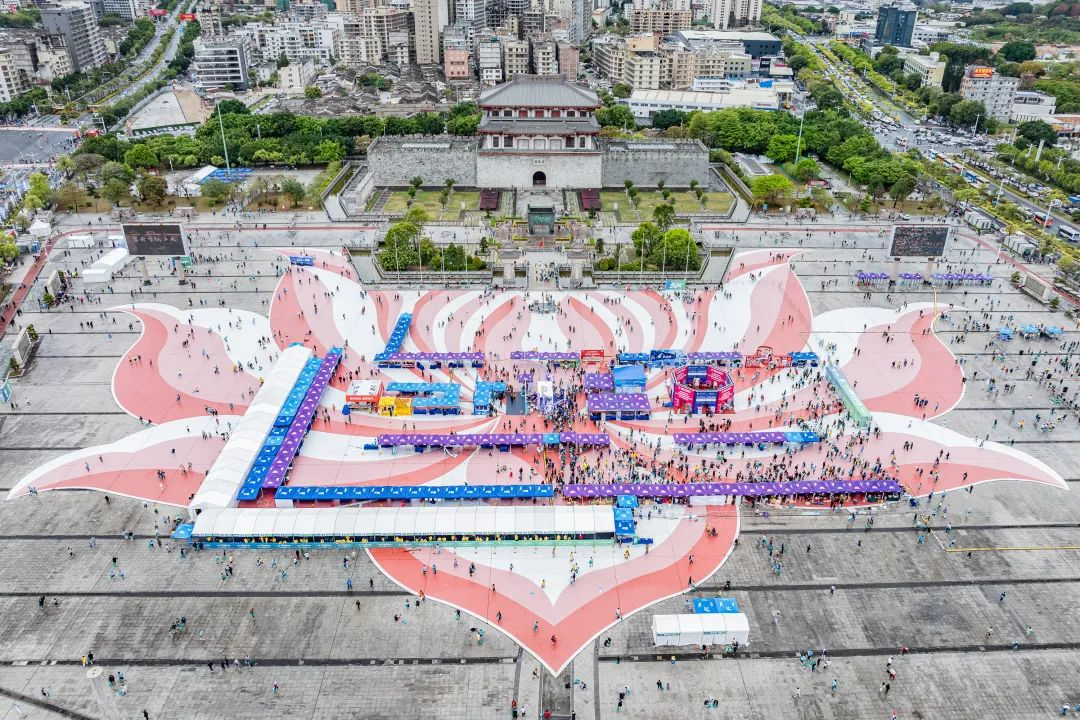 图片81.png 福达·2025揭阳马拉松赛激情开跑!2万名跑者共绘古城新画卷 新闻资讯 第81张 福达·2025揭阳马拉松赛激情开跑!2万名跑者共绘古城新画卷 新闻资讯 第81张