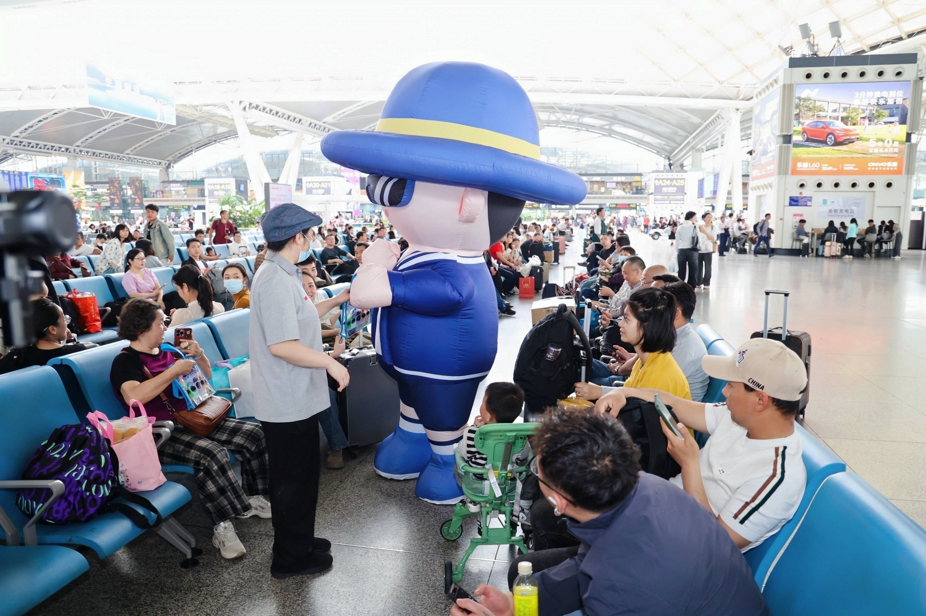 亿滋中国奥利奥×鸣鸣很忙冠名开往春天的列车,打造行业深度营销标杆案例 新闻资讯 第3张 亿滋中国奥利奥×鸣鸣很忙冠名开往春天的列车,打造行业深度营销标杆案例 新闻资讯 第3张